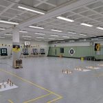 Halle leer