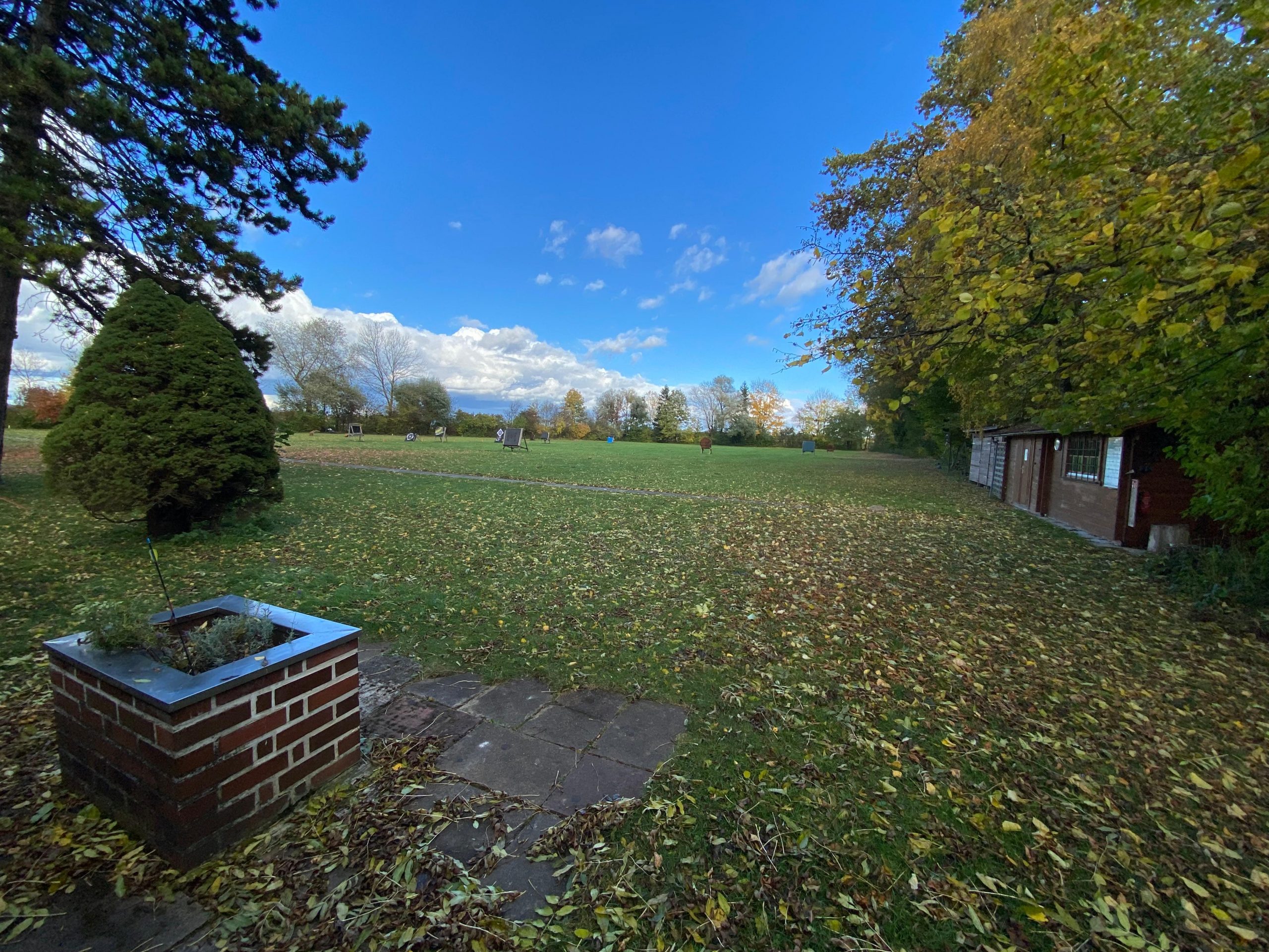 Der Herbst steht auf der Leiter …